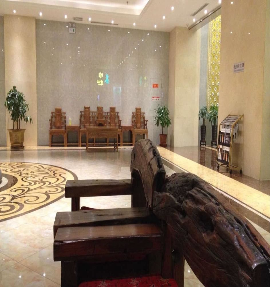 צ'נגצ'ון June Hotel מראה חיצוני תמונה