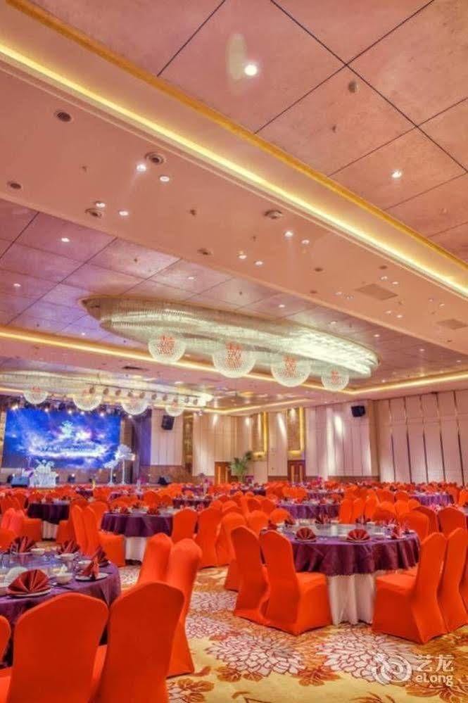 צ'נגצ'ון June Hotel מראה חיצוני תמונה