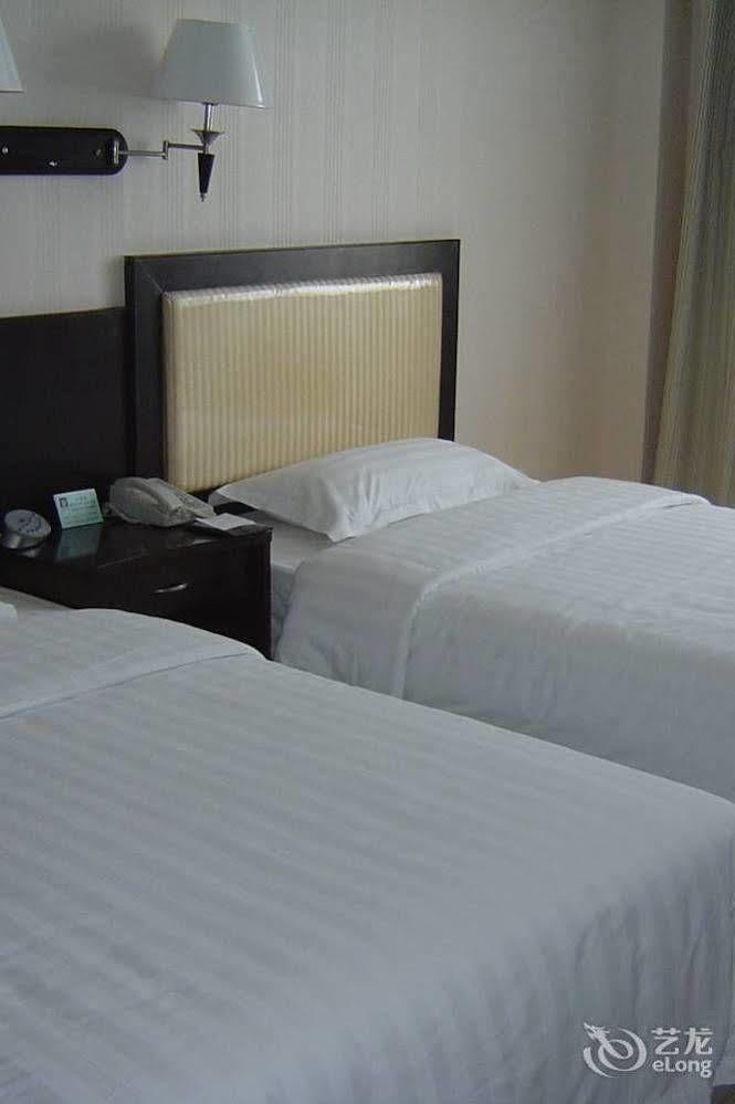 צ'נגצ'ון June Hotel מראה חיצוני תמונה